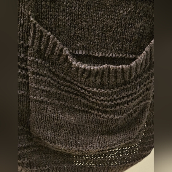 2 Cardigans - Picture 6 of 13